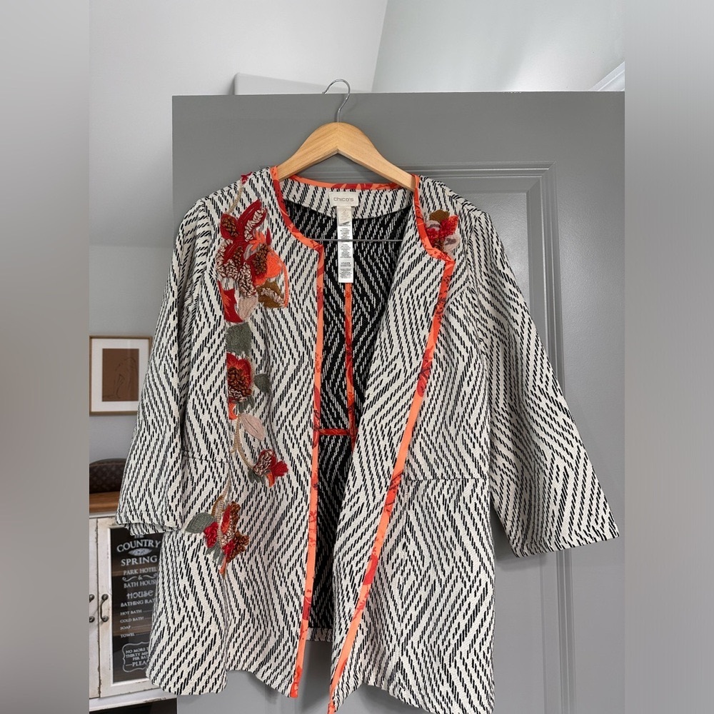 Chicos jacket size 2 (12)